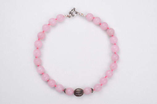 Rose Quartz Necklaces - Facts And Use