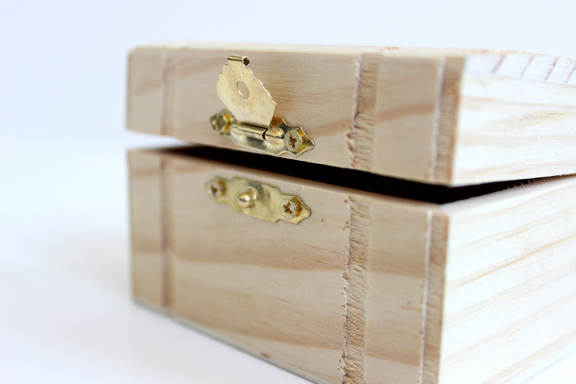 Top 11 Most Preferred Jewelry Box And Useful Tips On Storing Them