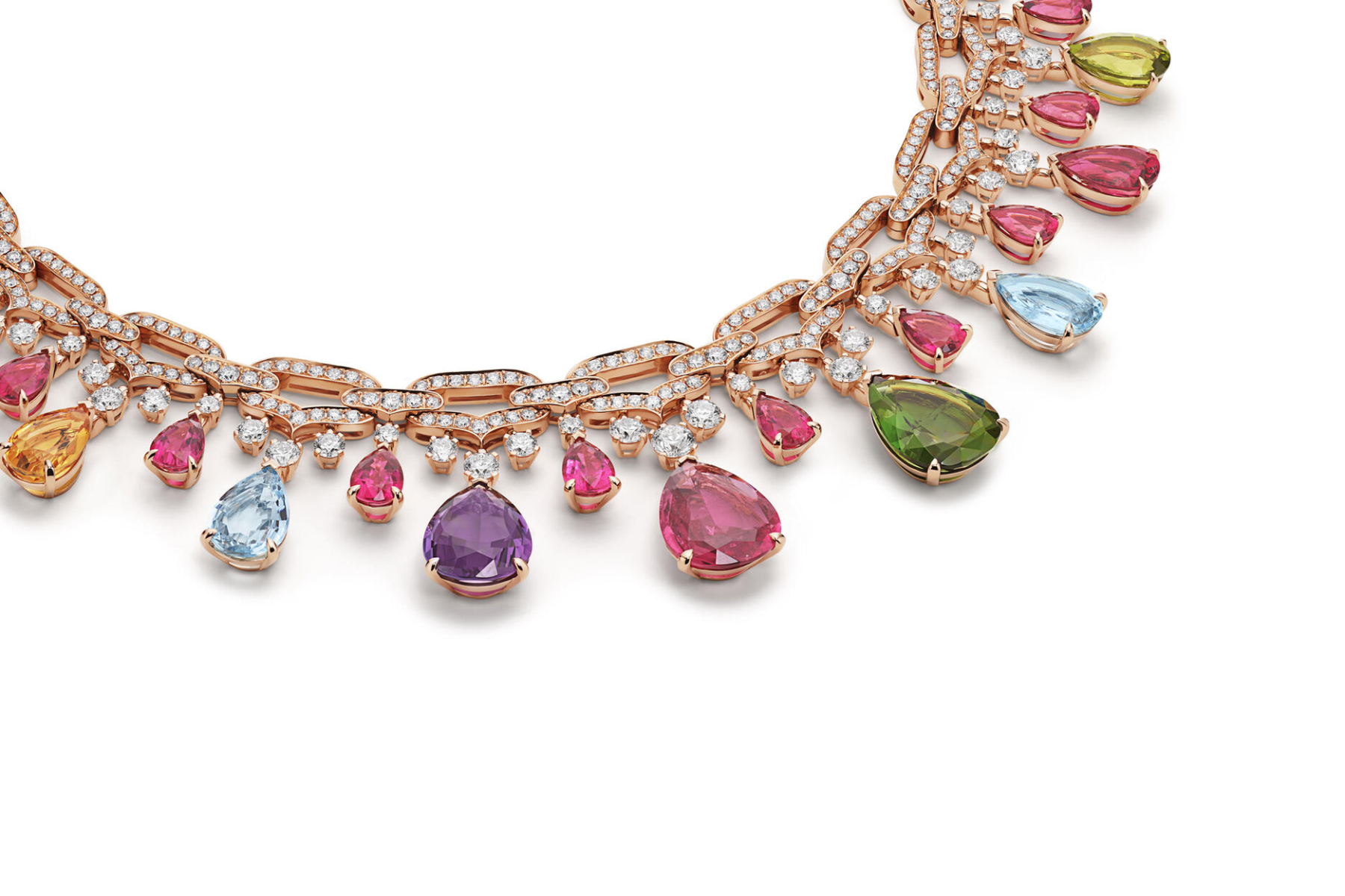 Piece Of The Week: The Bulgari Necklace In Taylor Swift’s ‘Bejeweled’