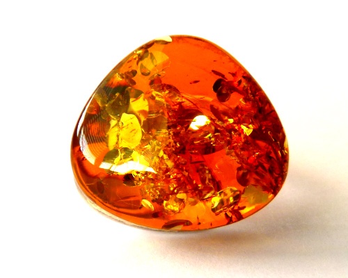 Round edge triangle-shaped orange Jacinth Gemstone