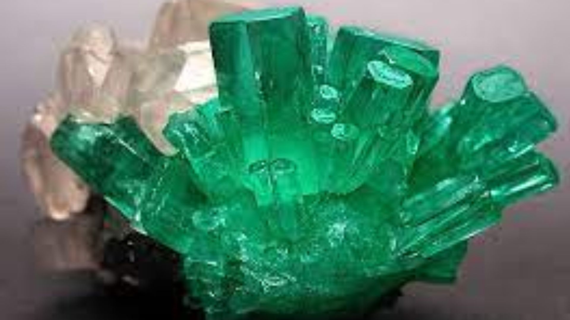 Raw Mined Green Emerald