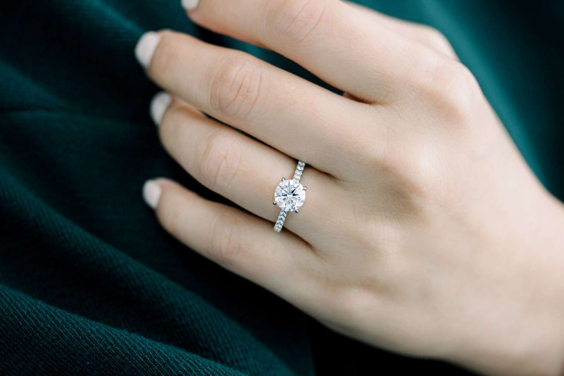 Platinum Diamond Rings - Discover Their Elegance And Durability