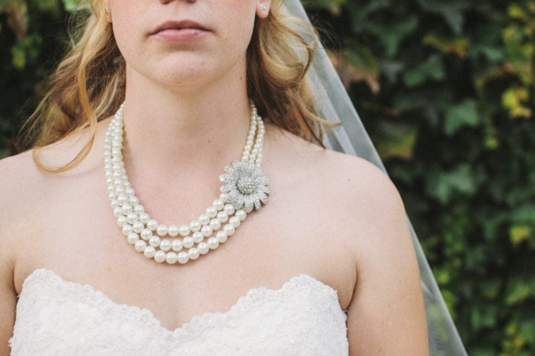 Pearl Necklaces For Brides - A Timeless Addition To Your Wedding Attire