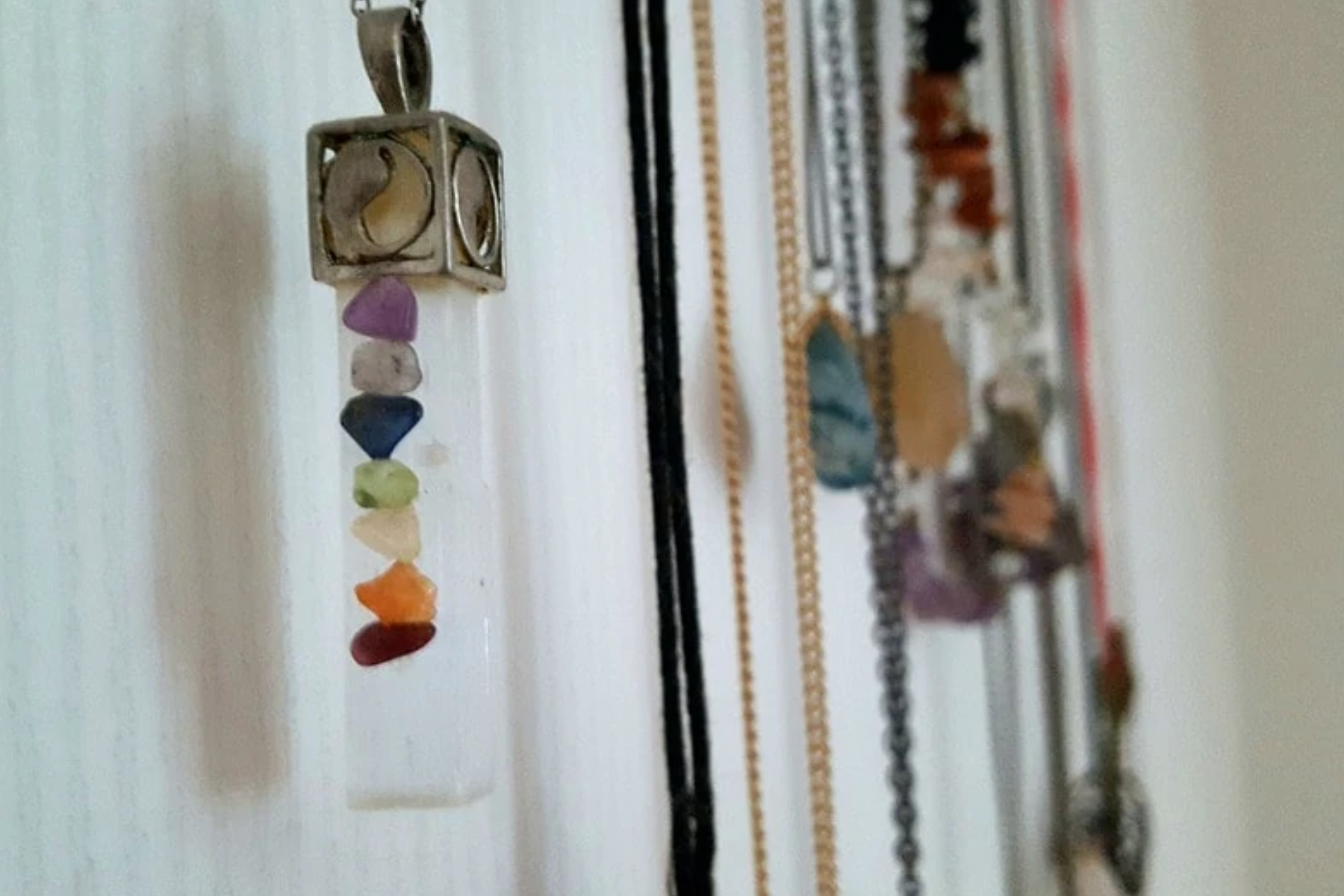 Crystal Healing Chakra Necklaces - Improve Your Well-Being