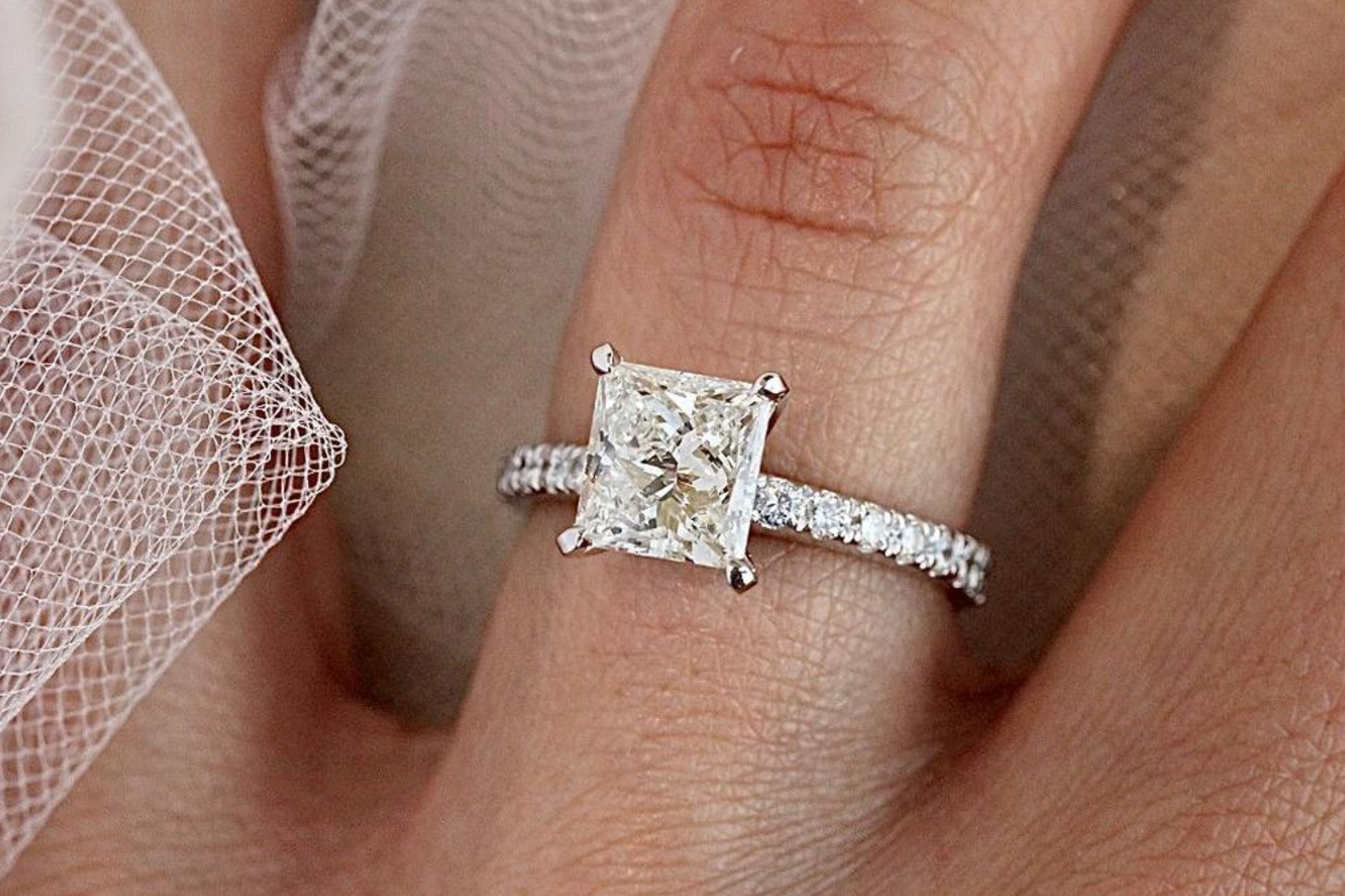 Princess Cut Engagement Rings - One Of The Brilliant Cuts