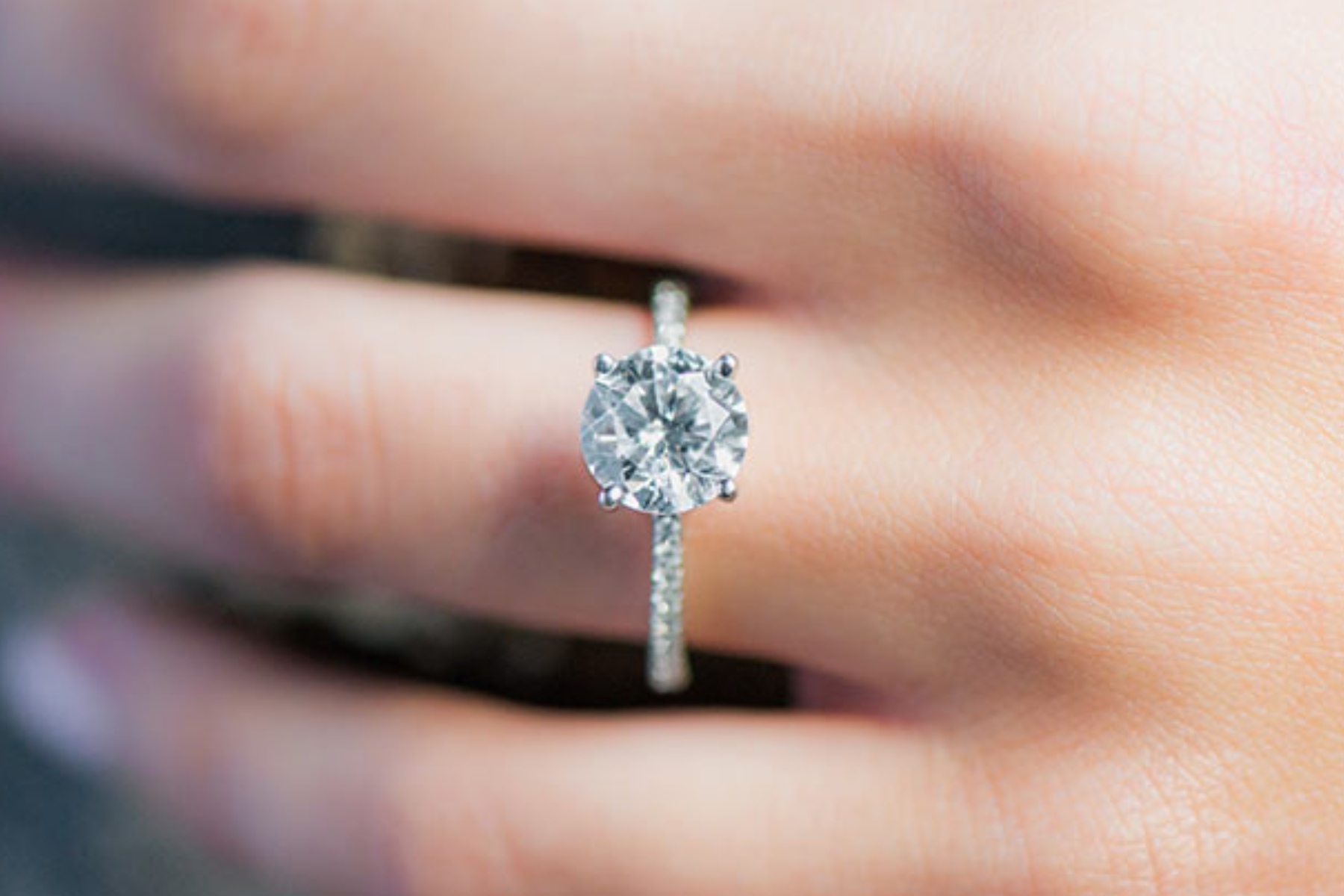 Pave Engagement Rings - A Dazzling Way To Say 'I Do'