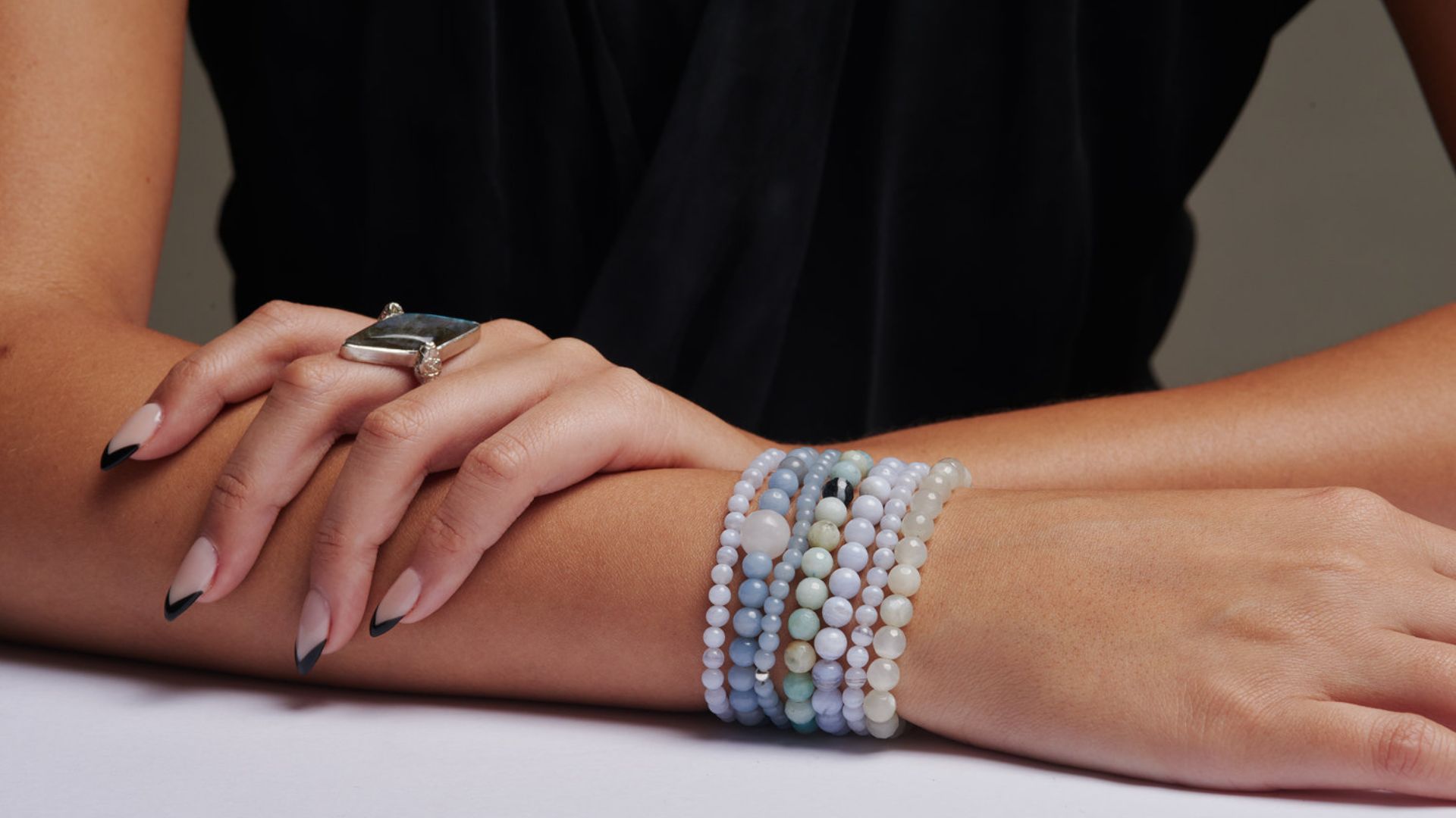 Blue Lace Agate Bracelets - A Stunning Piece Of Jewelry