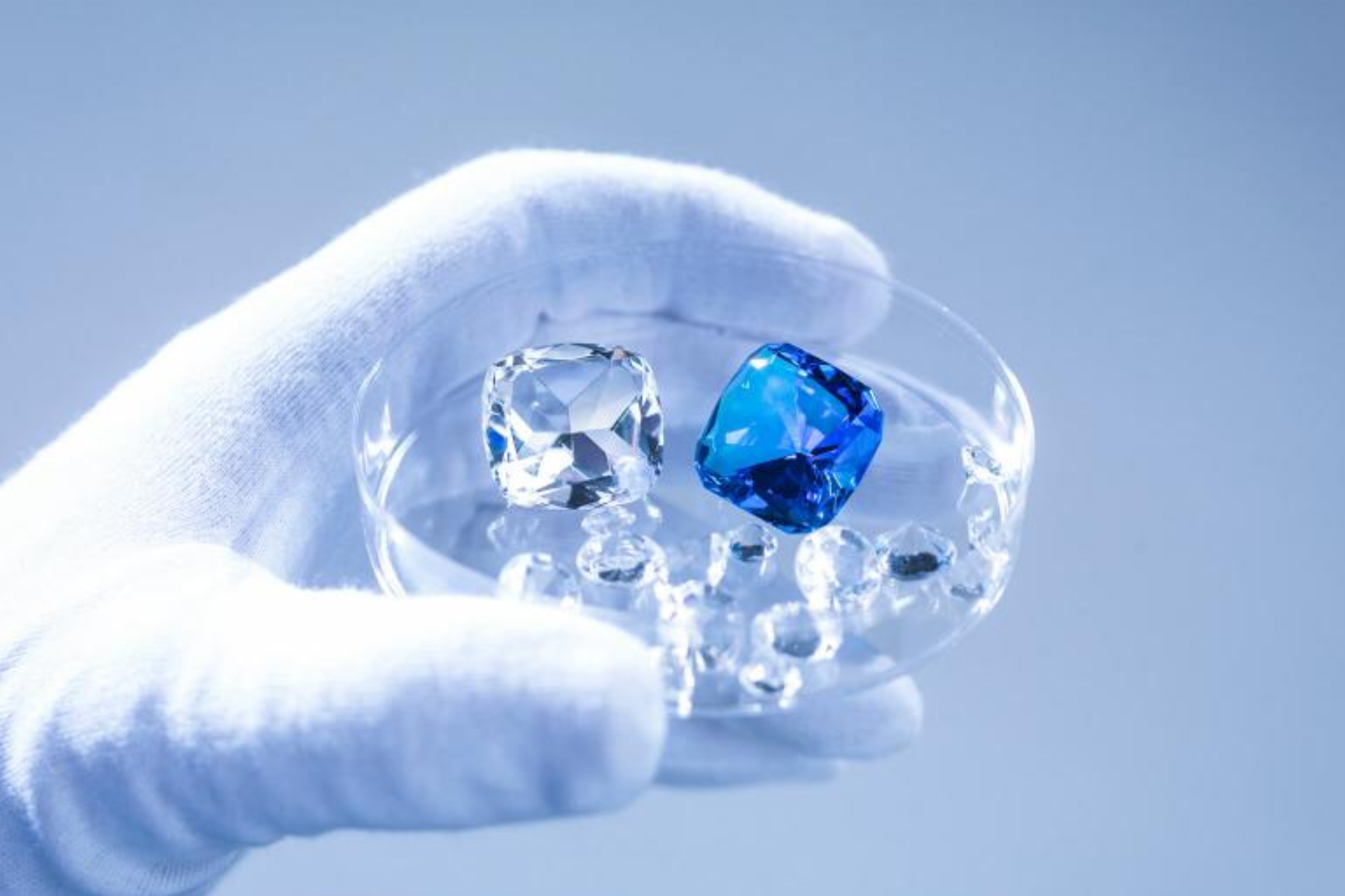 The Difference Between Natural And Synthetic Gemstones - Which Reigns Supreme?