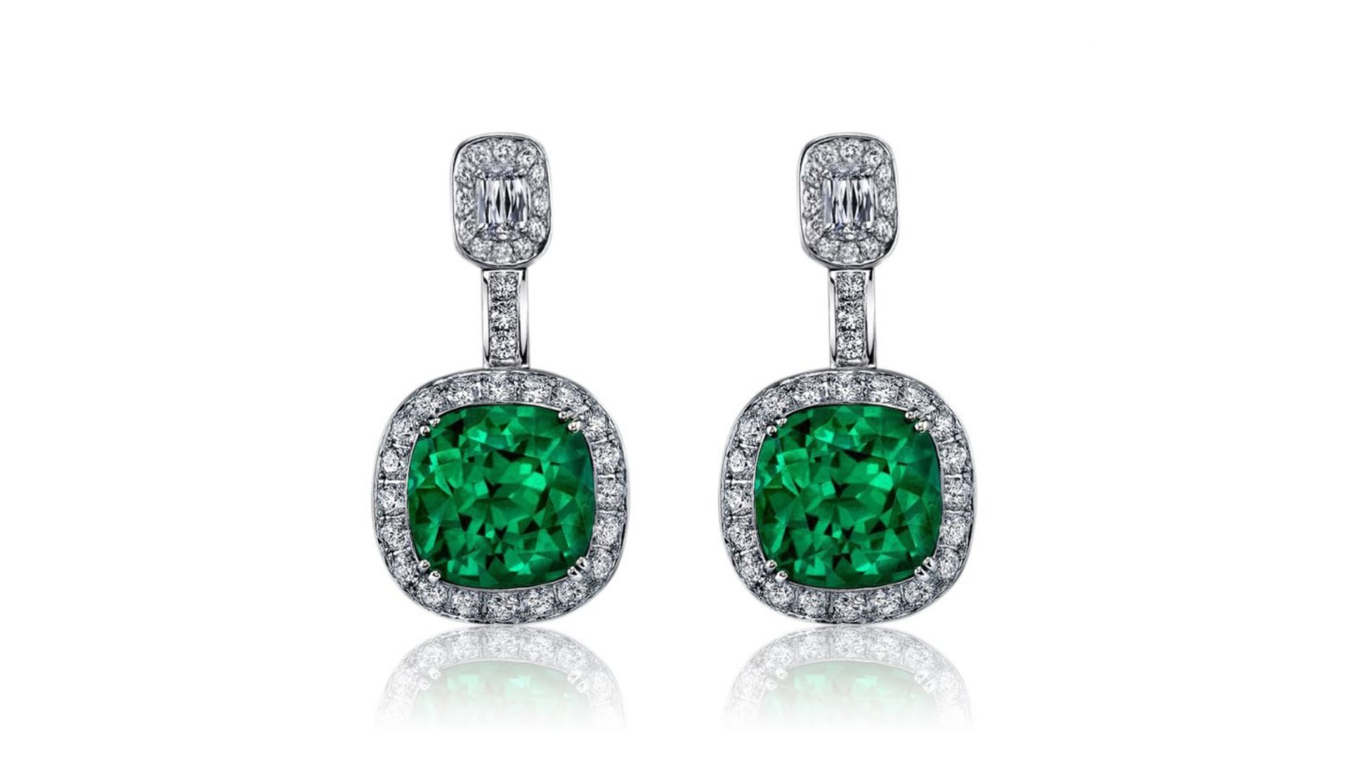 Green Color Stone Embedded In Earring