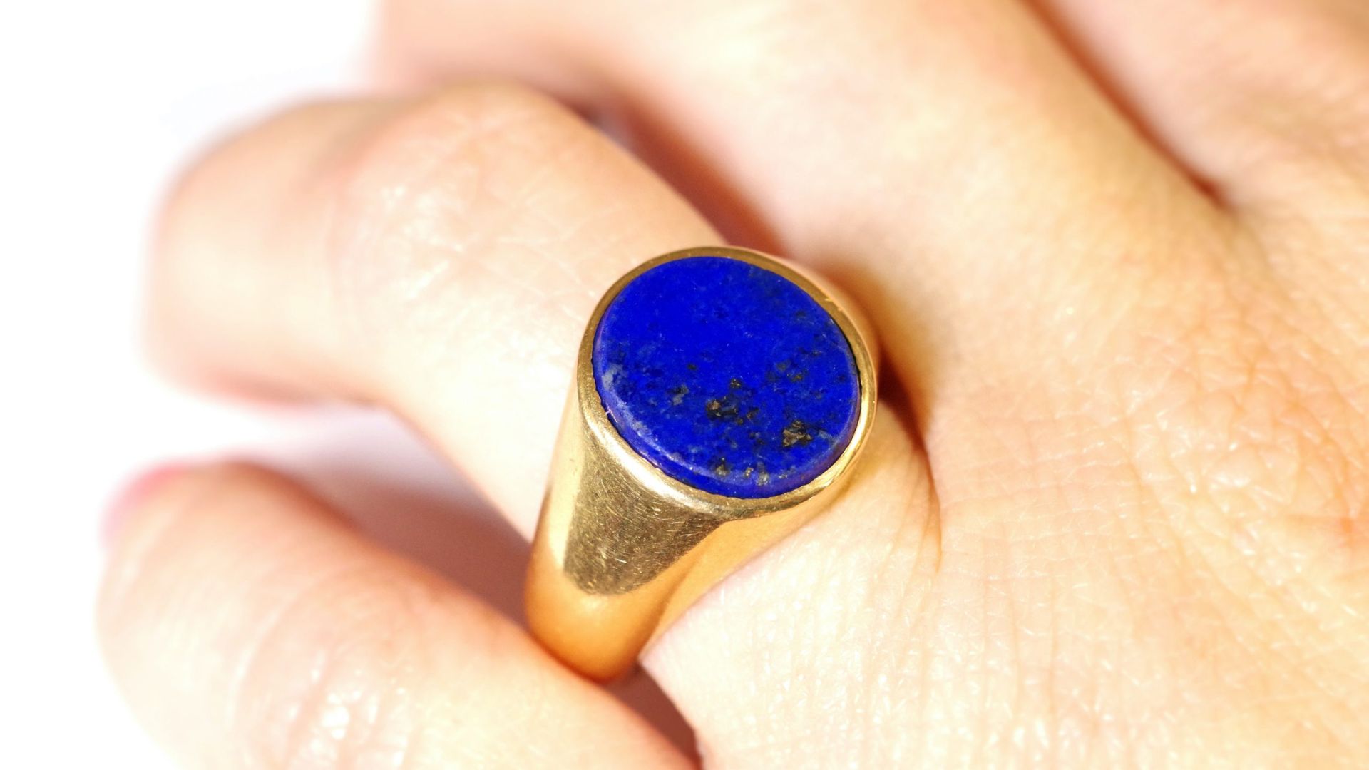 Lapis Lazuli Rings - A Guide To This Beautiful Blue Gemstone