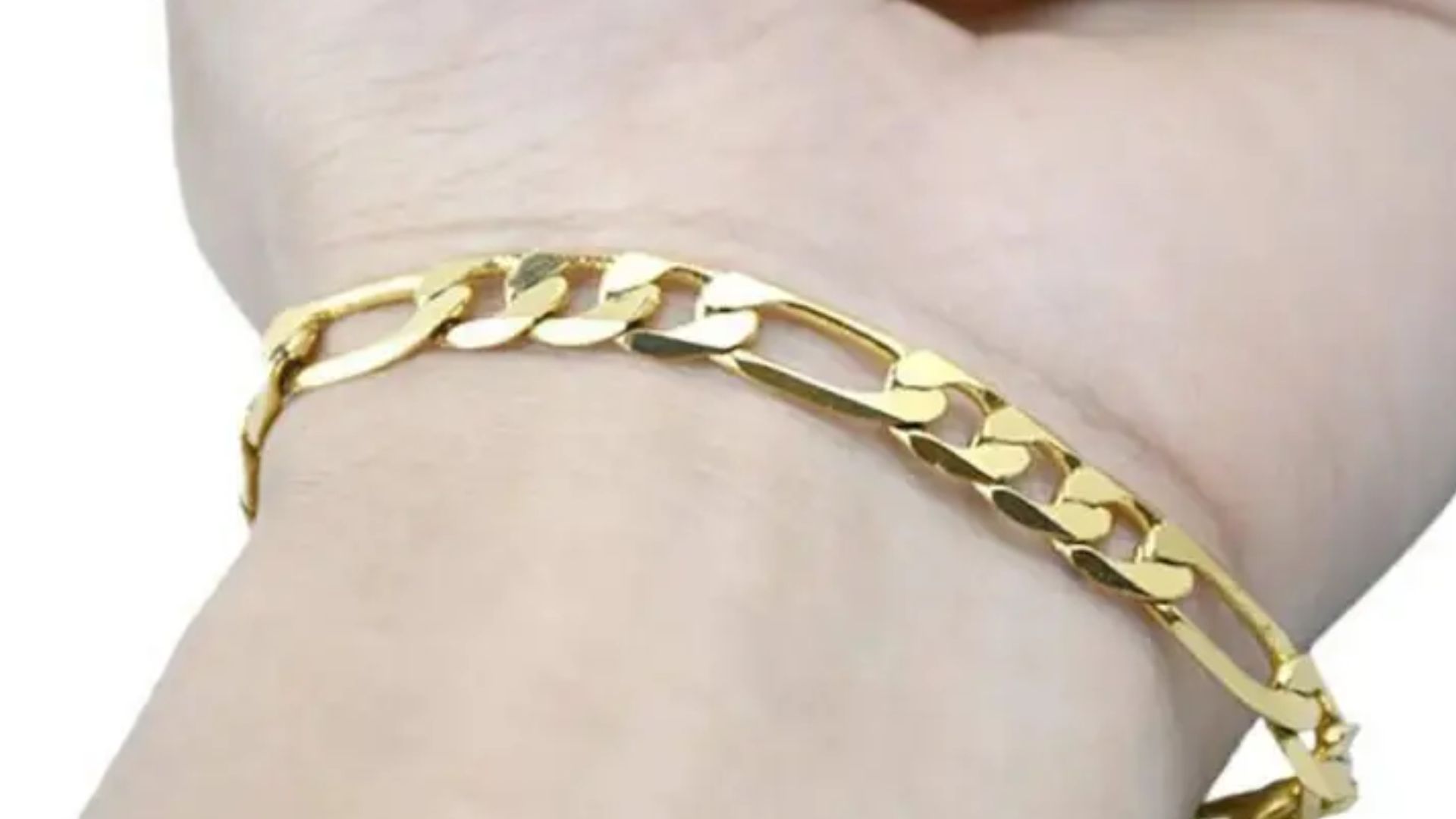 Gold Chain Bracelets - A Timeless Symbol Of Elegance And Luxury