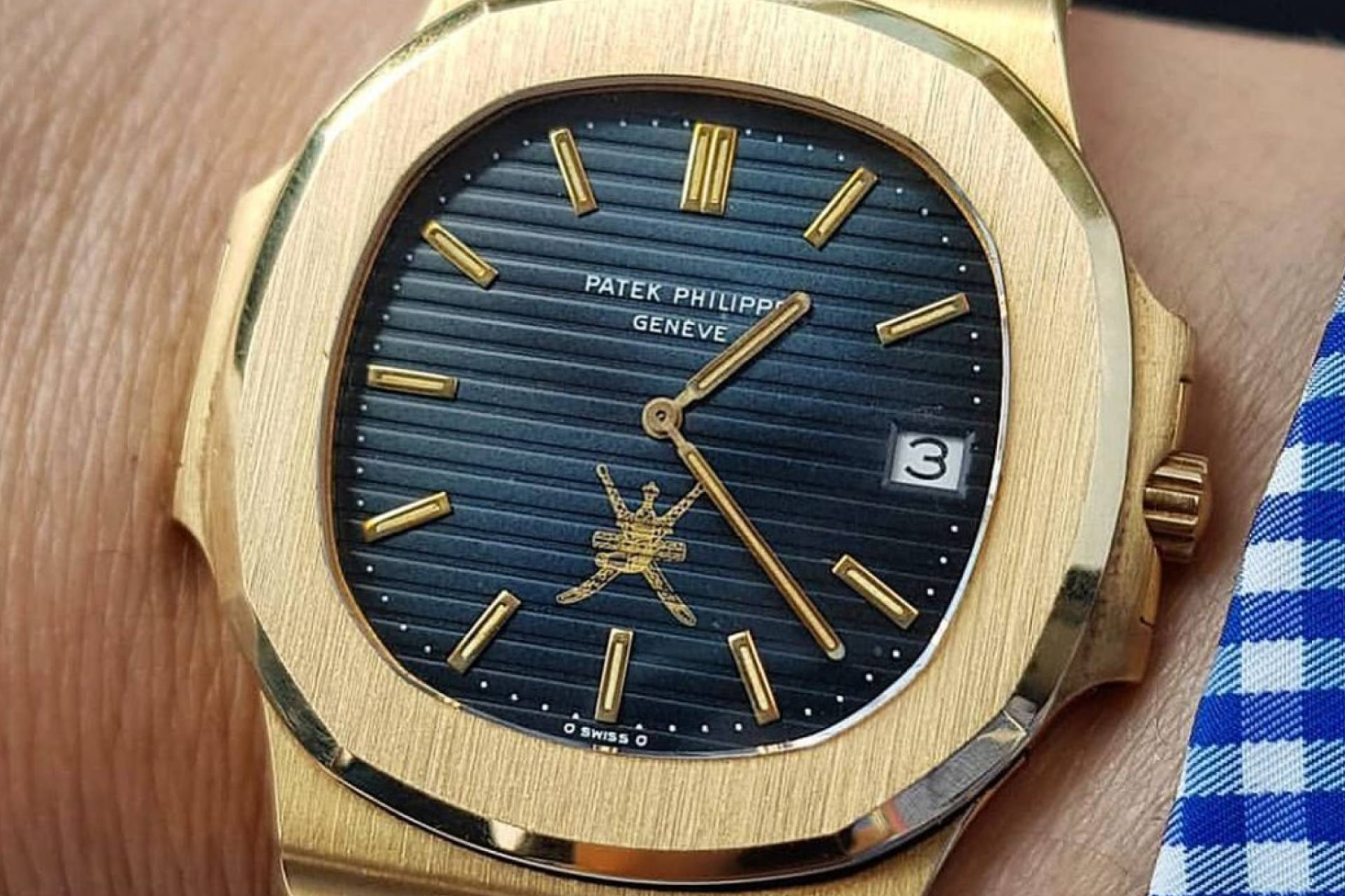 Actor Shawn Yue Man-lok’s impressive vintage watch collection includes the Patek Philippe Nautilus 3700J with a khanjar dagger on the dial