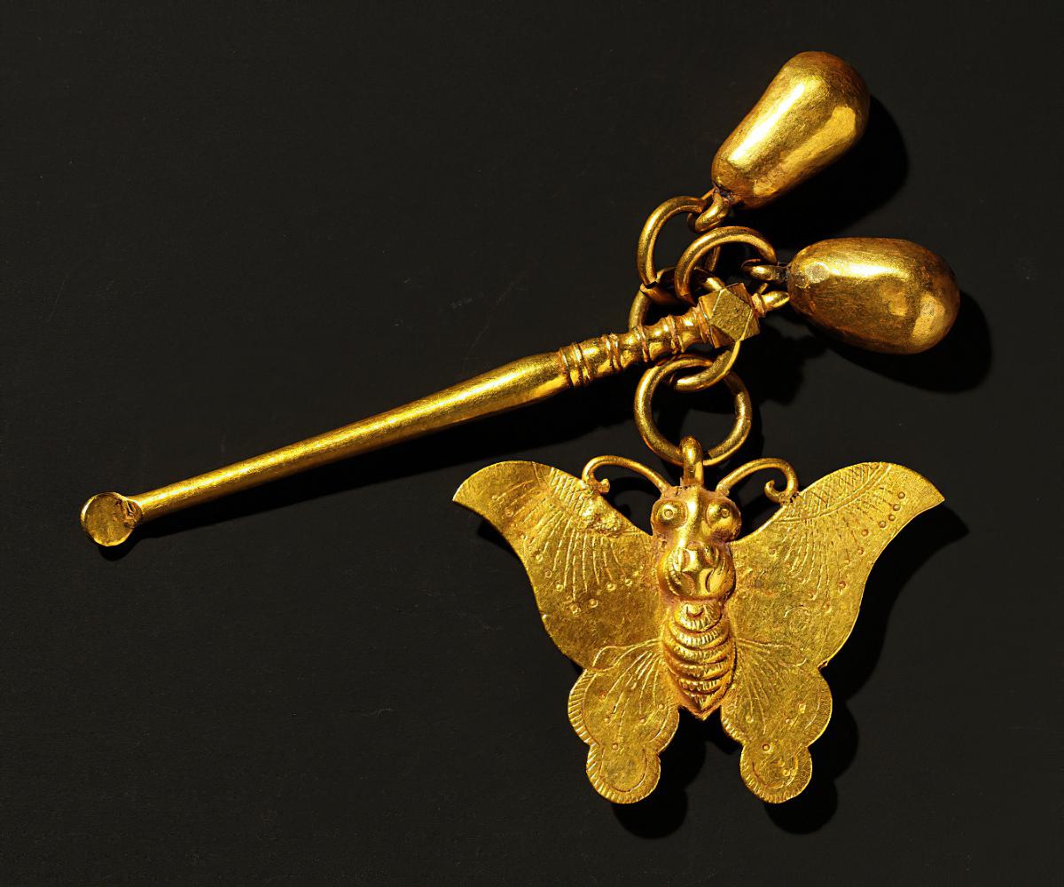 Gold ear pick with butterfly pendant