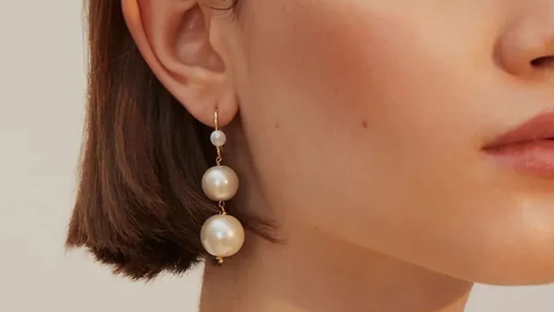 Ethical Pearl Earring