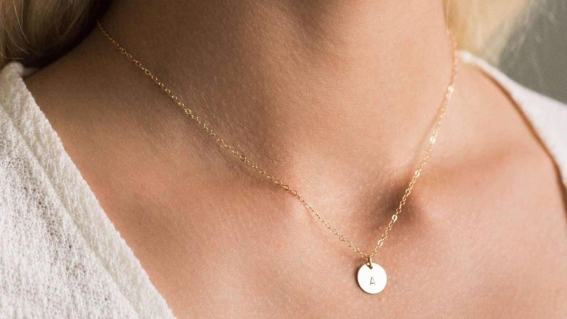 Simple And Dainty Initial Necklace