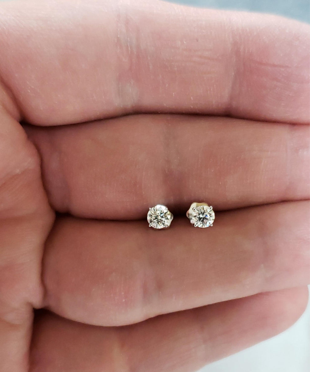 14Kt Gold Ct Genuine Natural Diamond Round Stud Earrings