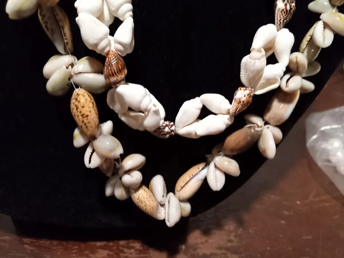 Set of 2 Seashell Vintage Necklaces
