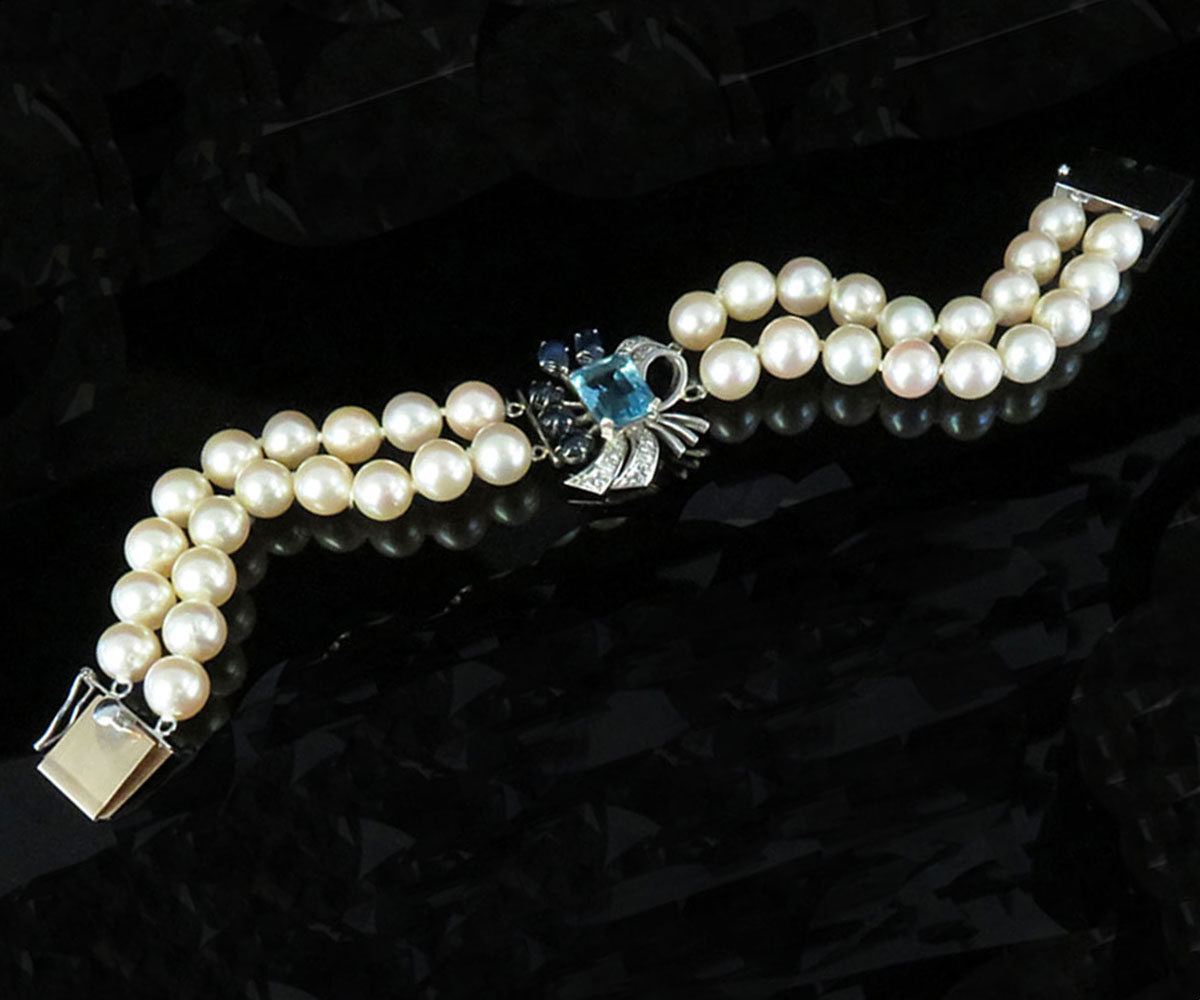 Gold Pearl Bracelet with Aquamarine, Diamonds and Sapphires