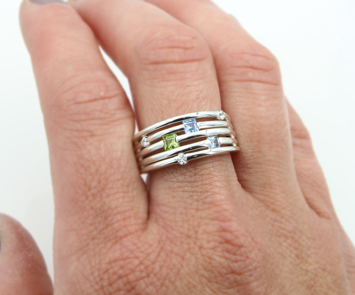 Contemporary Mother's Ring
