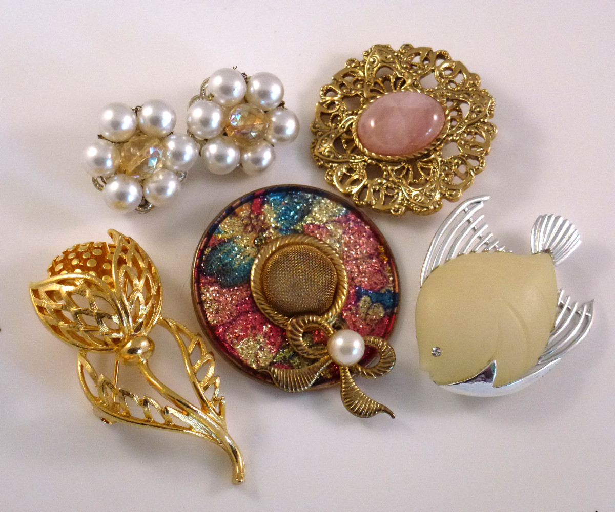Classic Vintage Jewelry - Adorn Yourself With Vintage Treasures