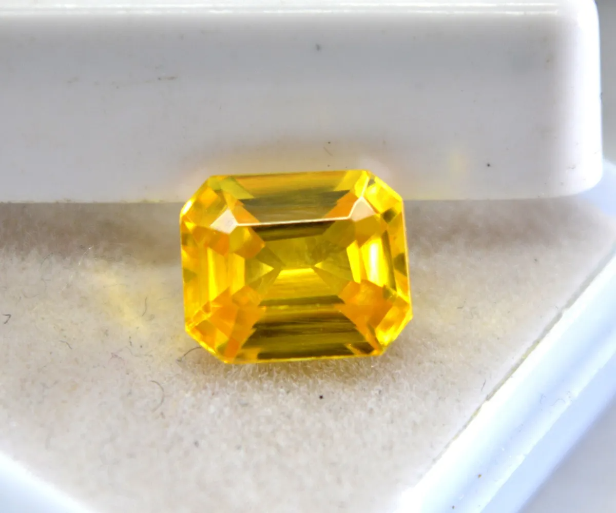 5.30 Ct Certified Natural Ceylon Emerald Cut Faceted