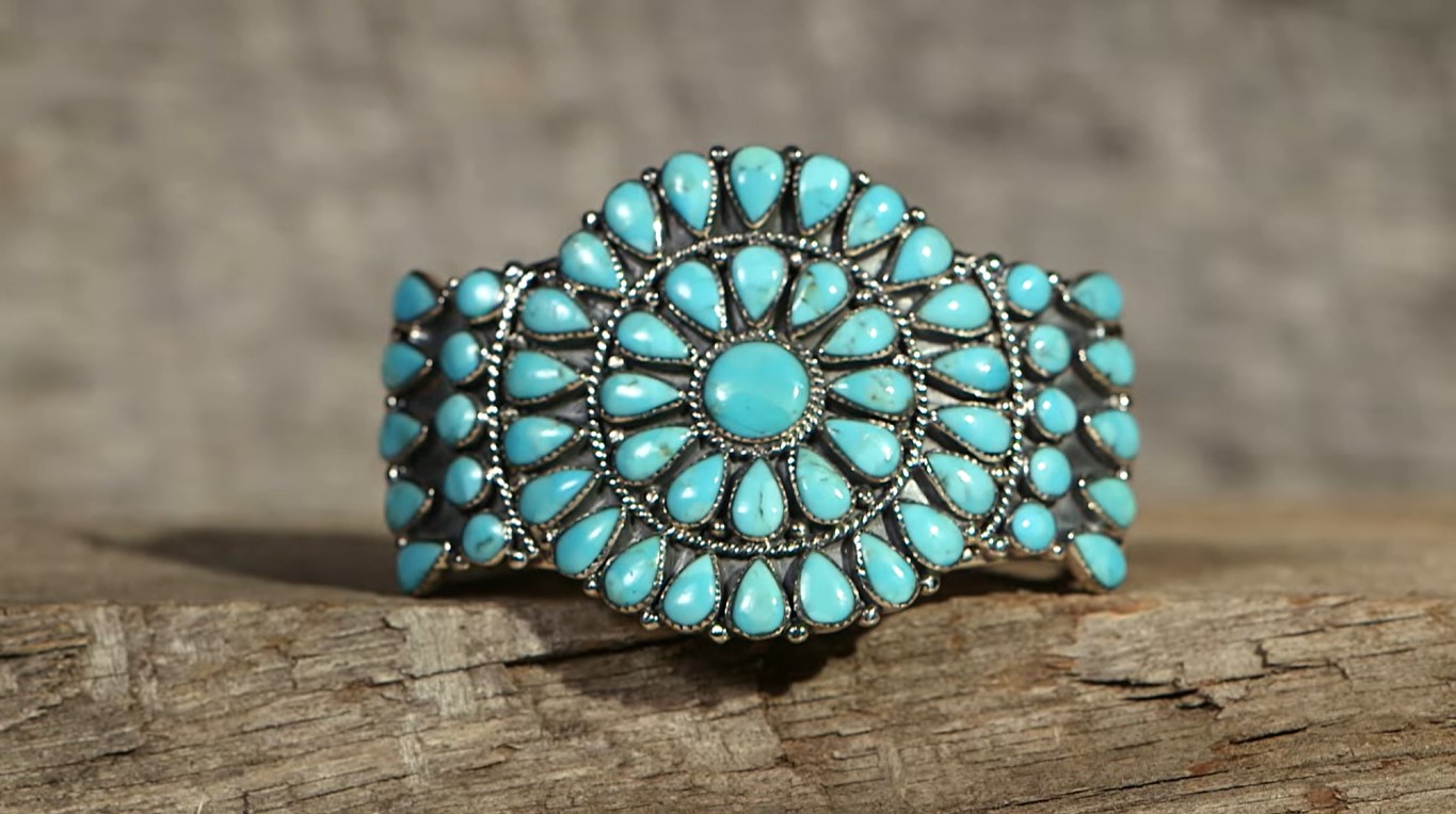 Chic And Timeless - Turquoise Jewelry’s Charming Style Statement