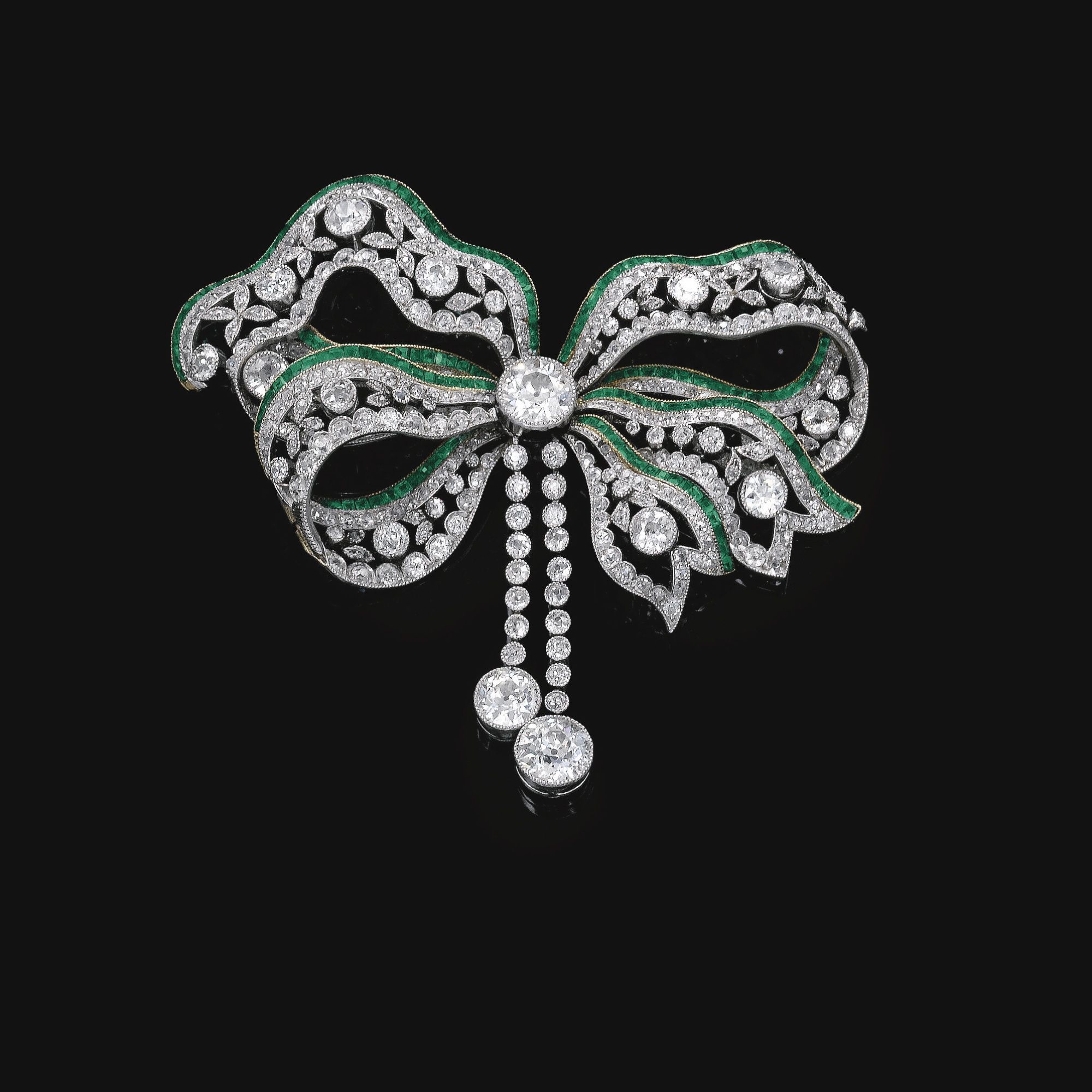 Emerald and diamond brooch