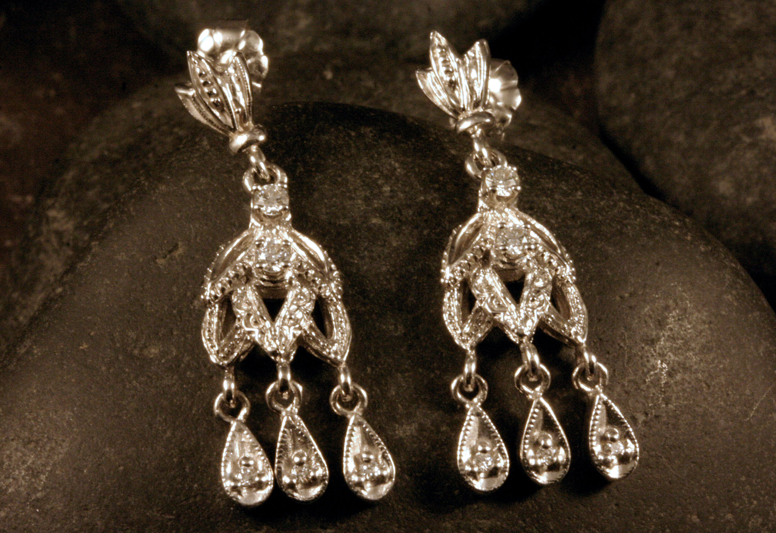 14K White Gold Diamond Chandelier Earrings