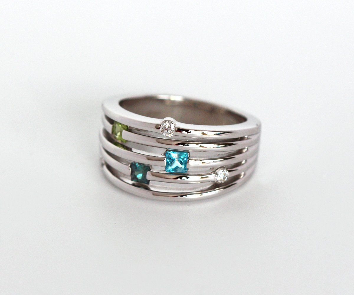 Contemporary Stacking Mother's Ring