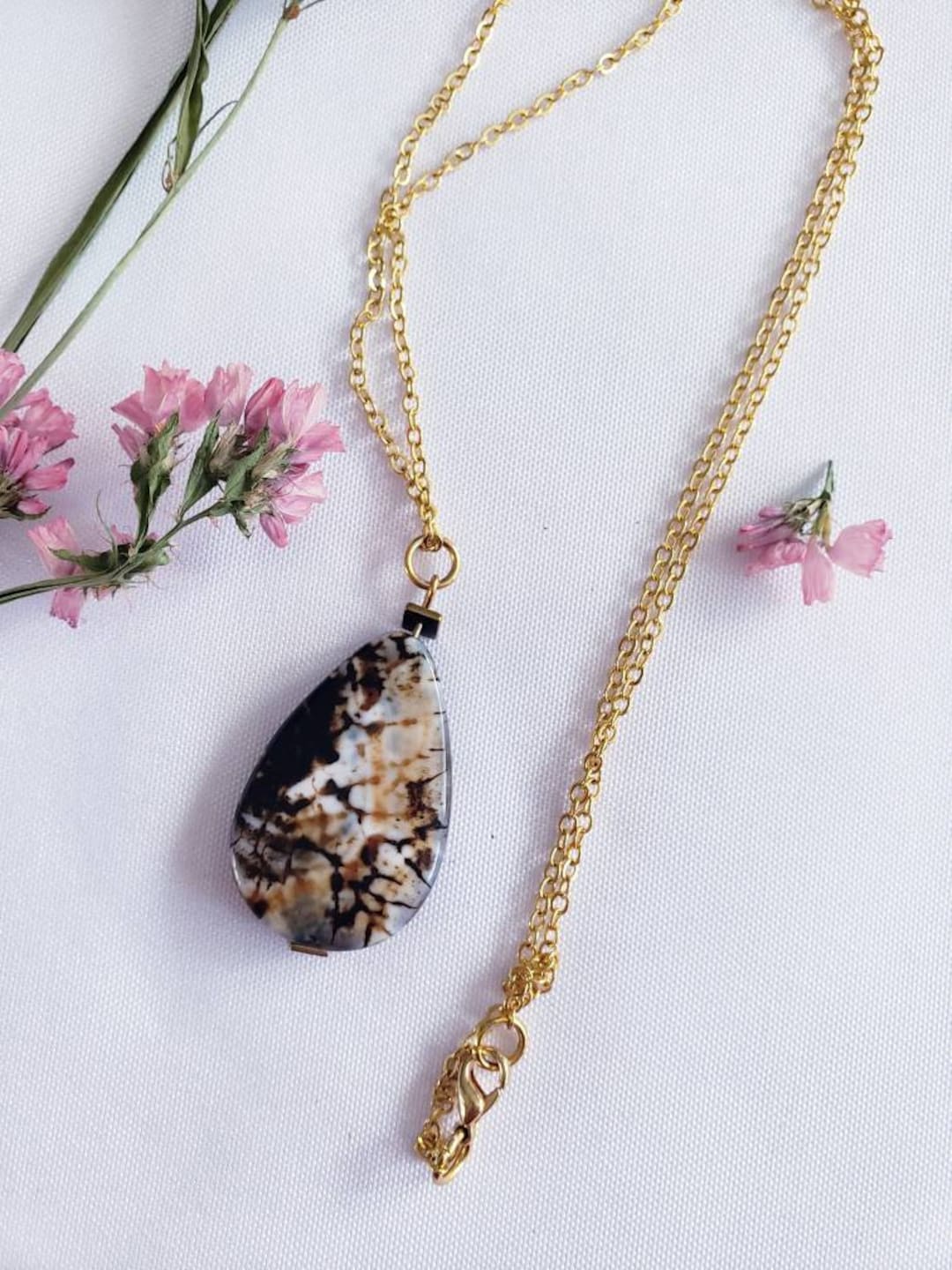 Brown Zebra Agate And Gold Chain Necklace