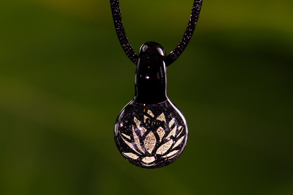Cremation Jewelry - Lotus Flower Hologram Pendant