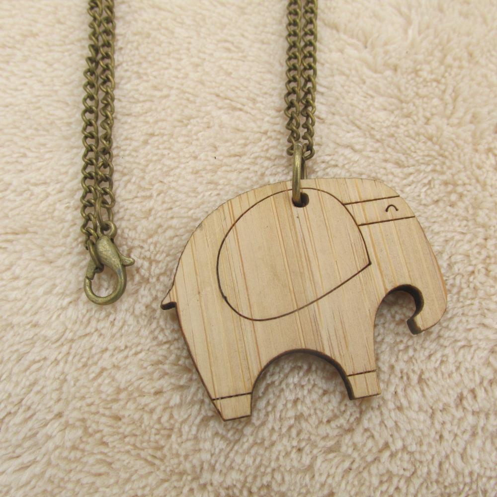Fashion Origami Elephant Wolf Necklace Pendant Bamboo Wood